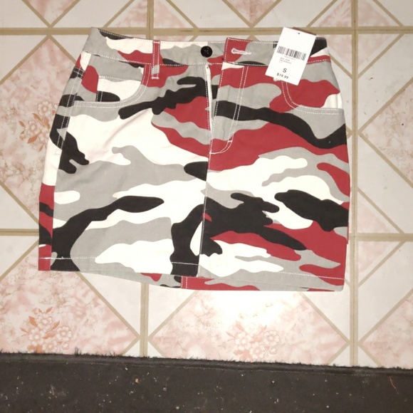 Forever 21 Skirt - Picture 3 of 8